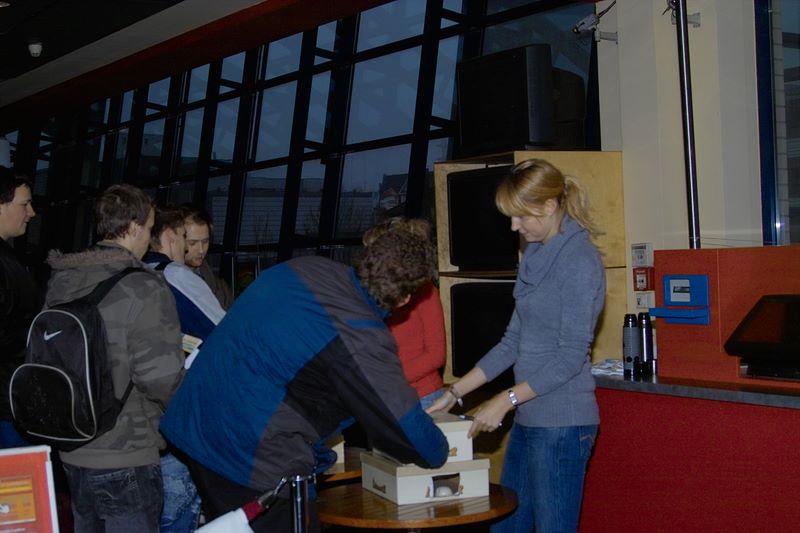 img02302.jpg