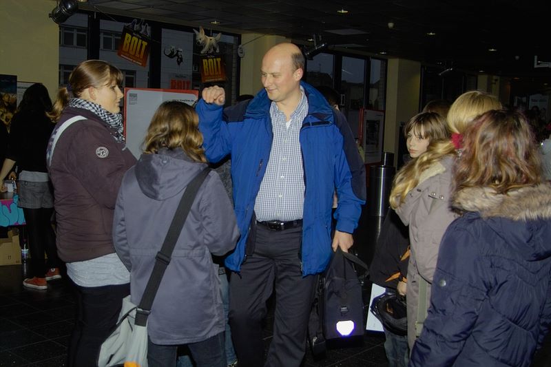 img02318.jpg